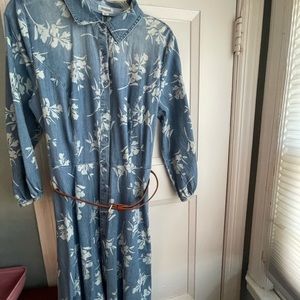 Westport Floral Chambray button front knee length dress